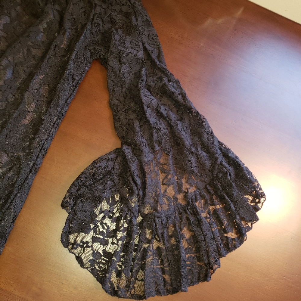 Dress - Picture 3 of 4